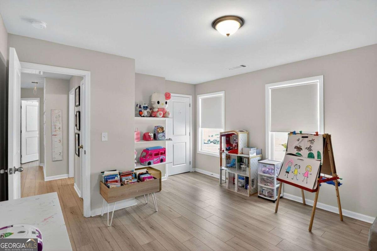 4501 Silver Oak Drive Gainesville - 24