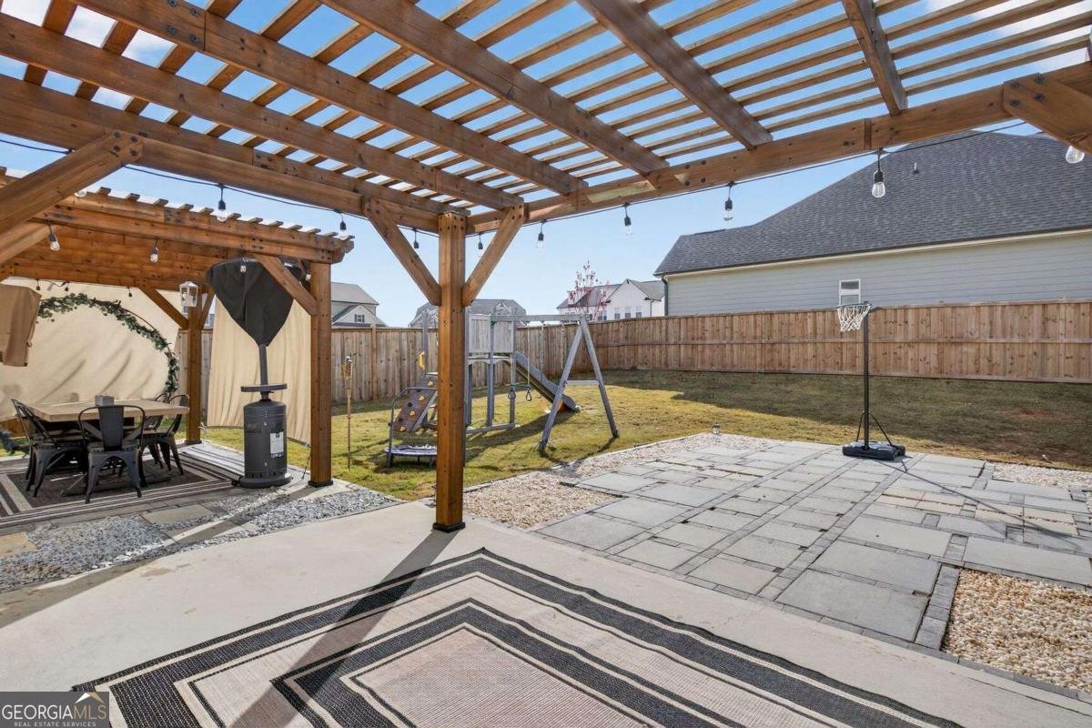 4501 Silver Oak Drive Gainesville - 28