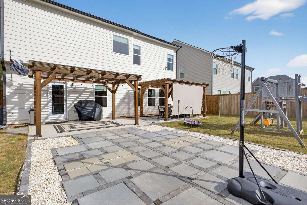 4501 Silver Oak Drive Gainesville - 29