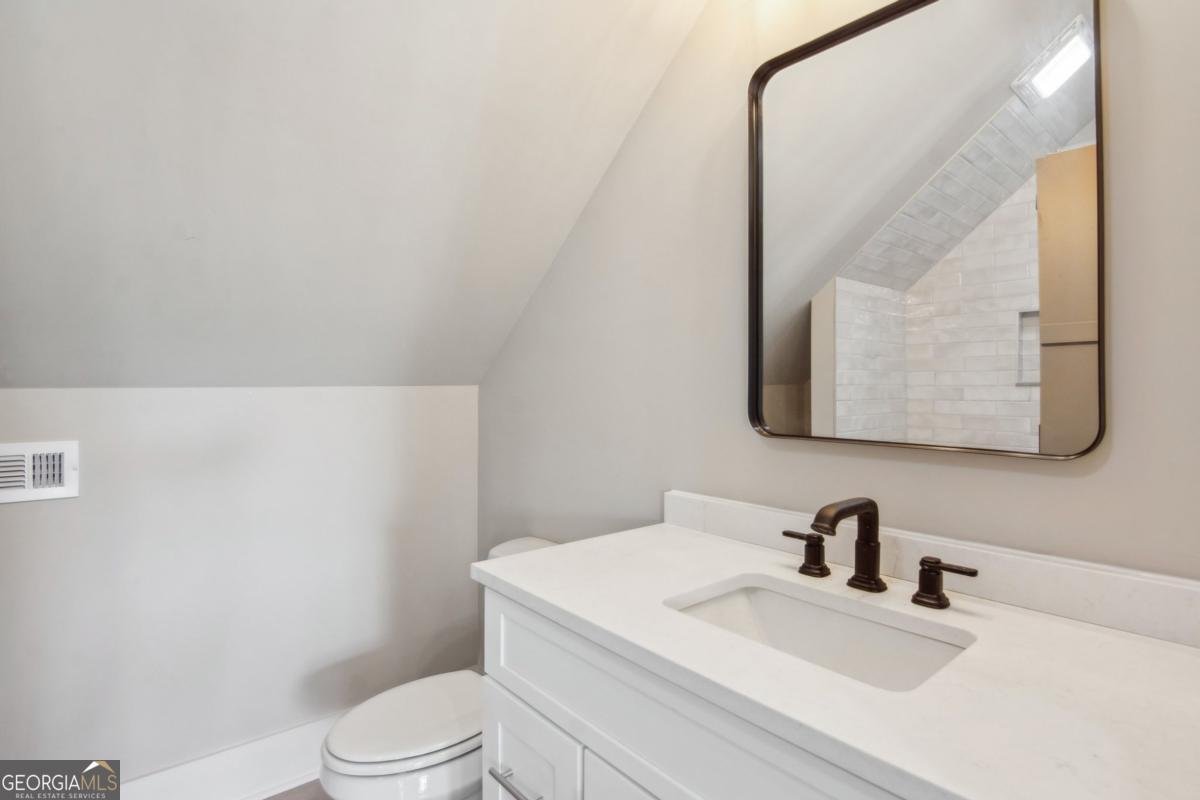 2211 Hwy 9 South Dawsonville - 24