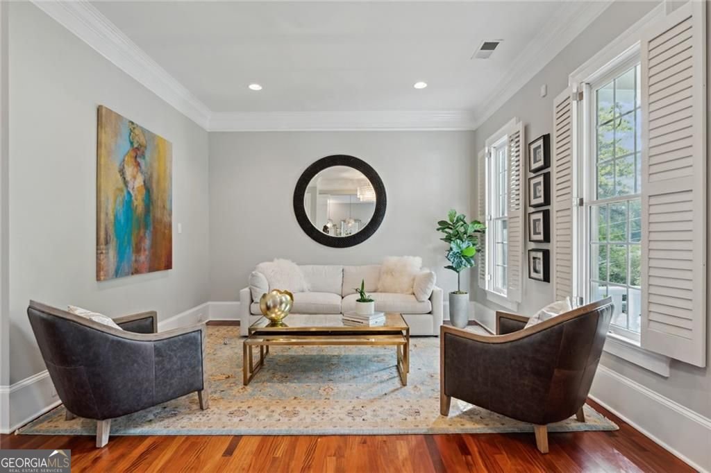 1070 Standard Drive Brookhaven - 3