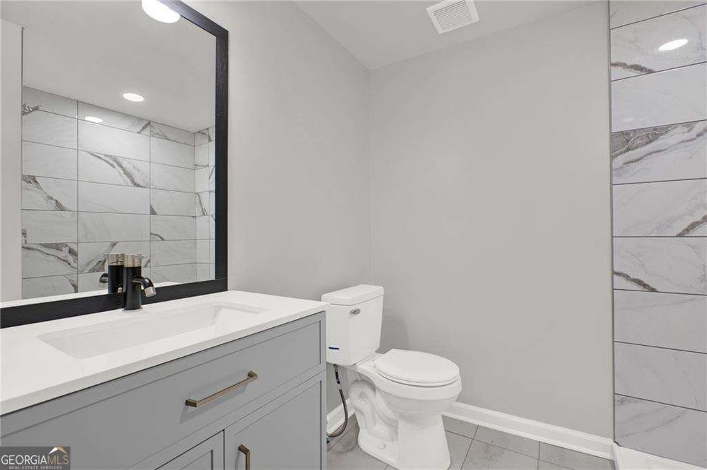 1944 Wells Drive Atlanta - 27