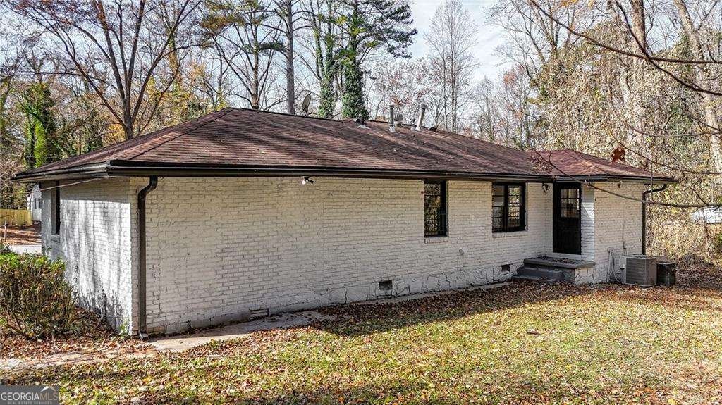 1944 Wells Drive Atlanta - 3