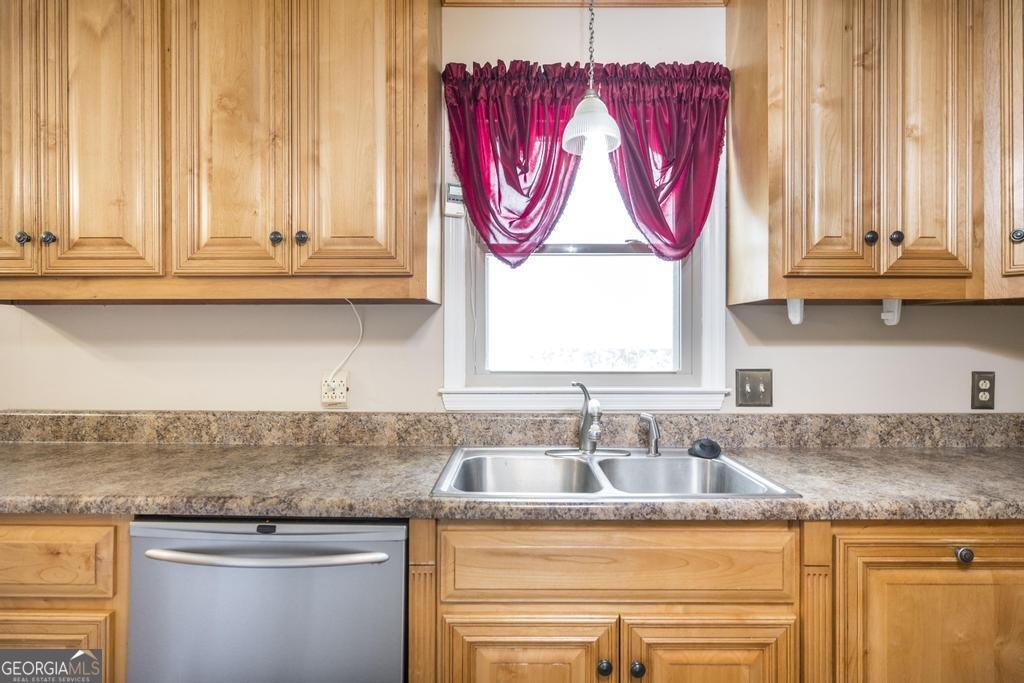 5812 Sardis Church Road Macon - 11