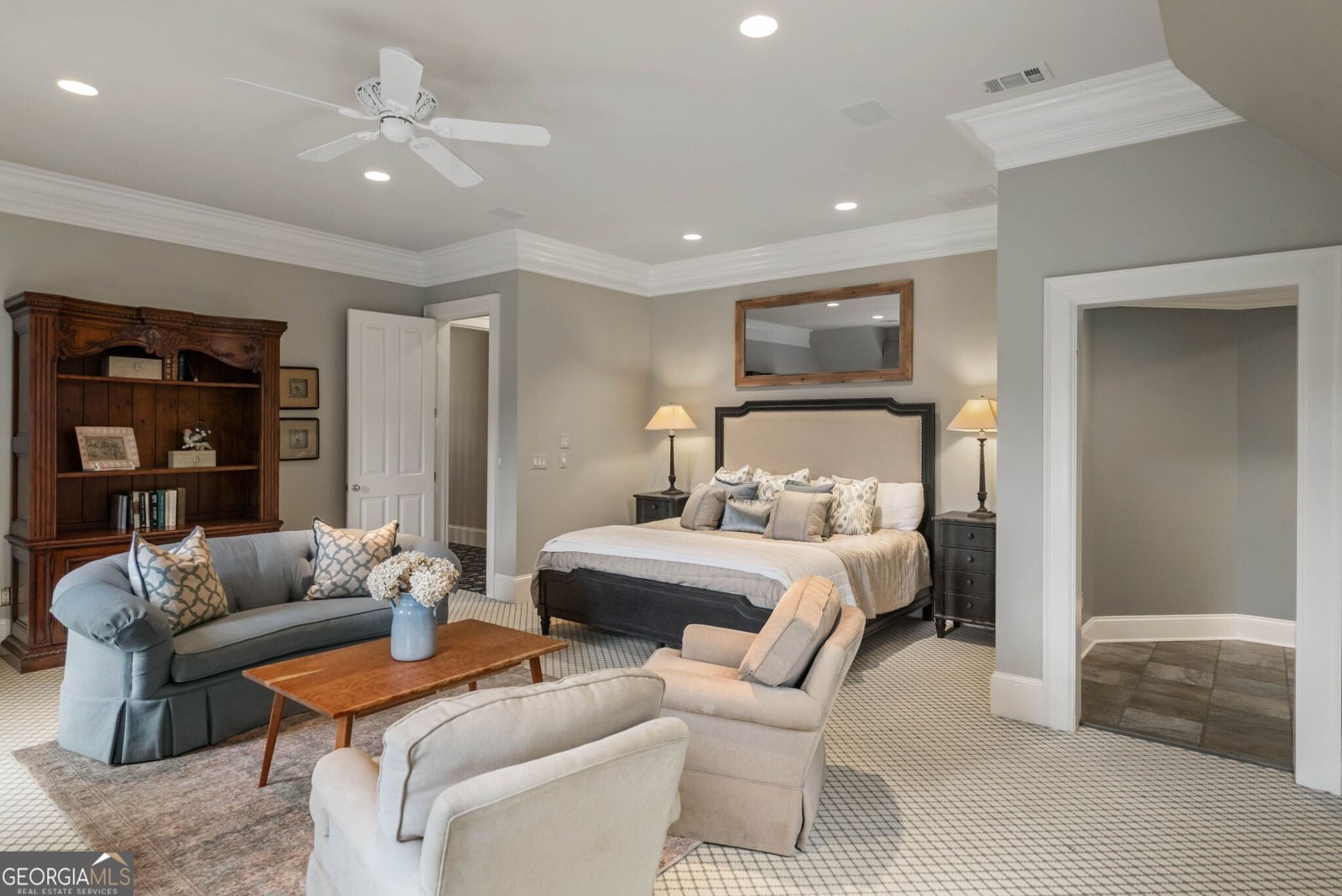 10955 Stroup Road Roswell - 43