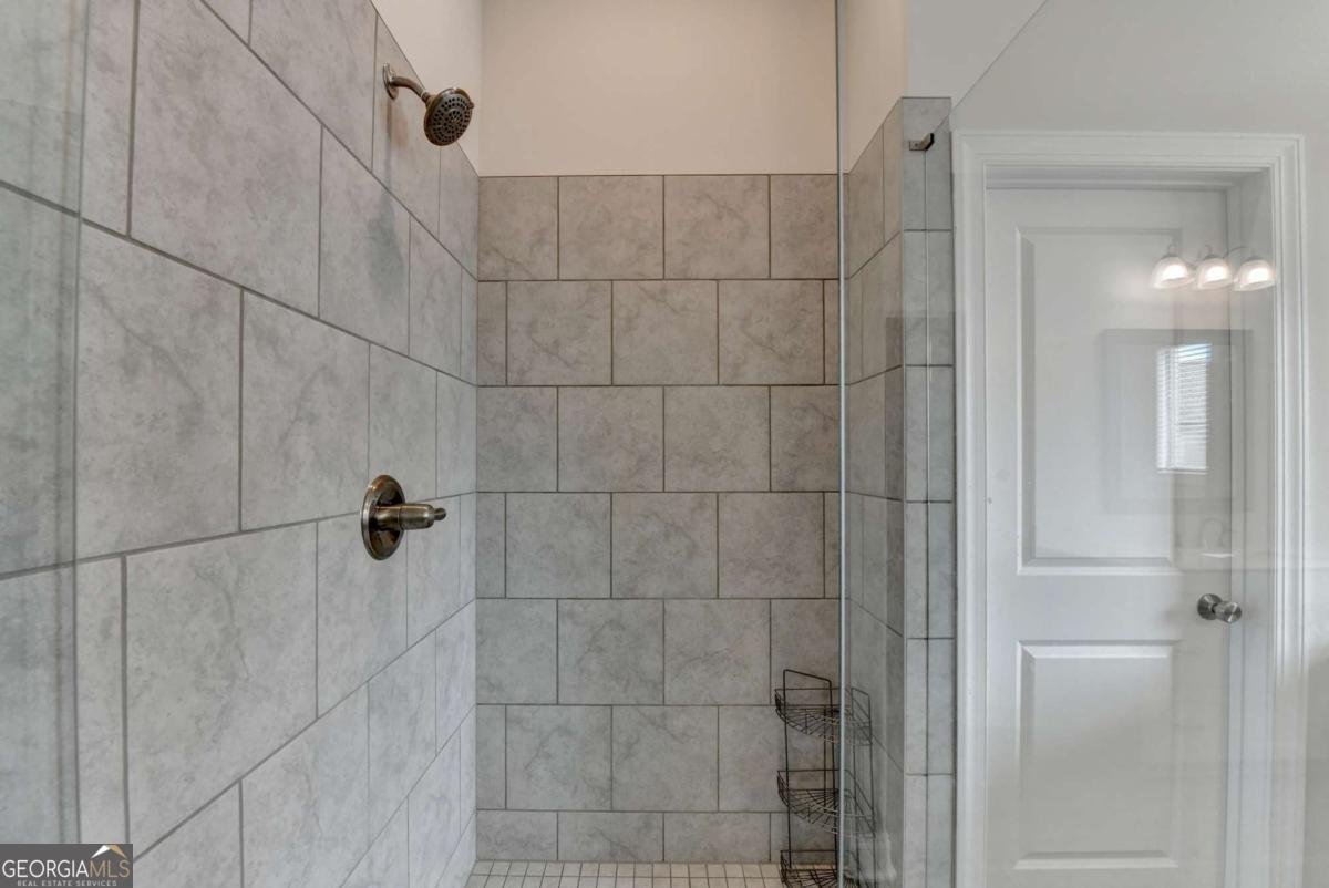 1001 SHURCLIFF Lane Duluth - 32