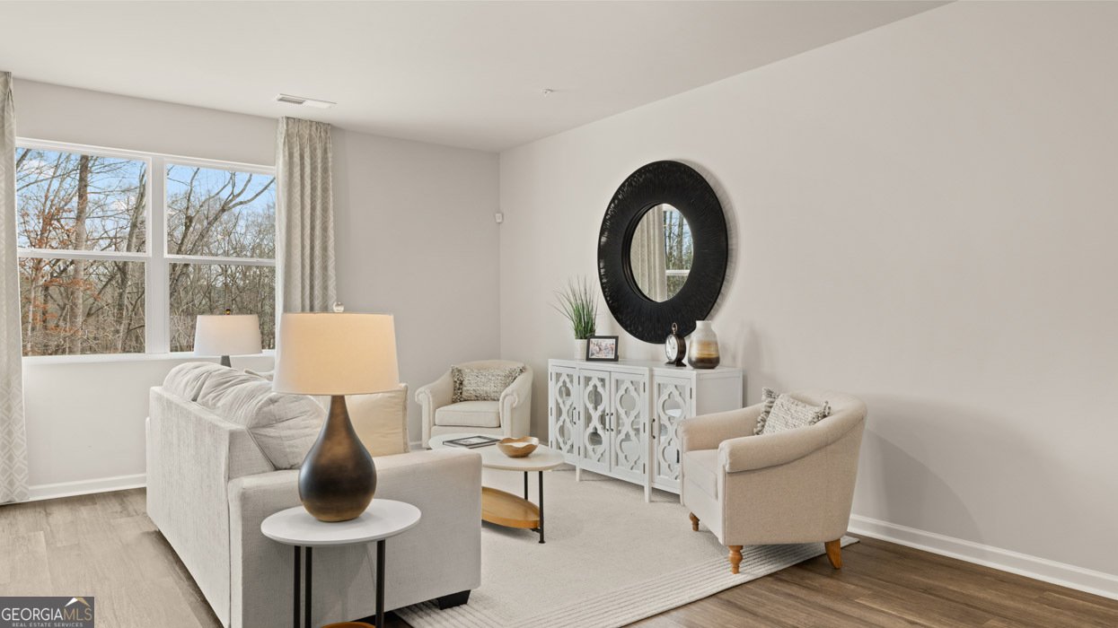 266 Sound Circle Stockbridge - 14