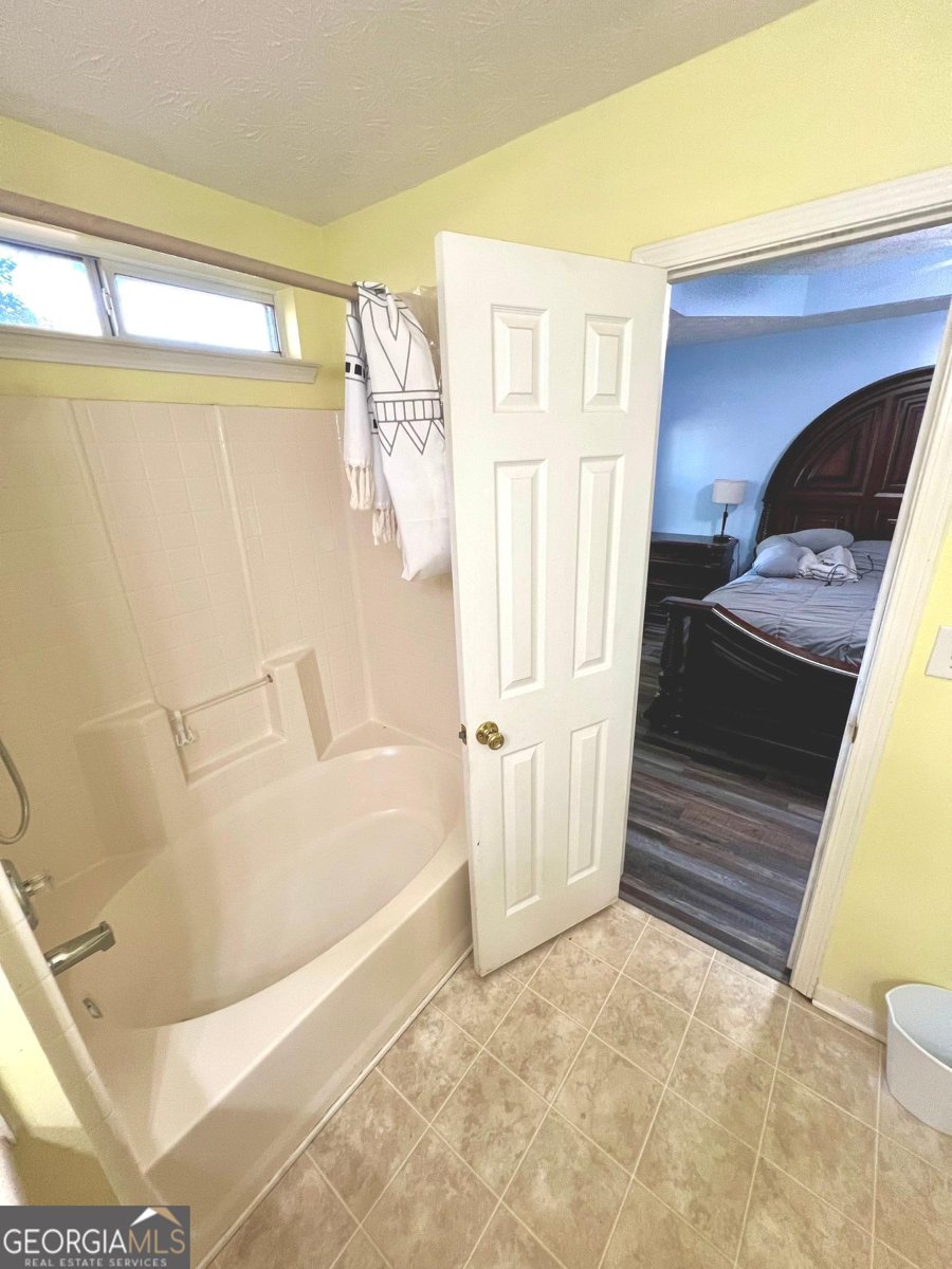 1145 Larkspur Drive Locust Grove - 11