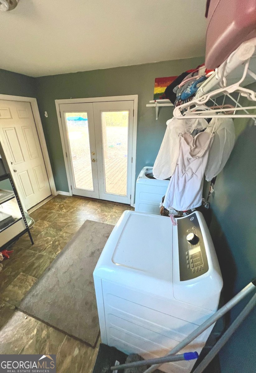 1145 Larkspur Drive Locust Grove - 6