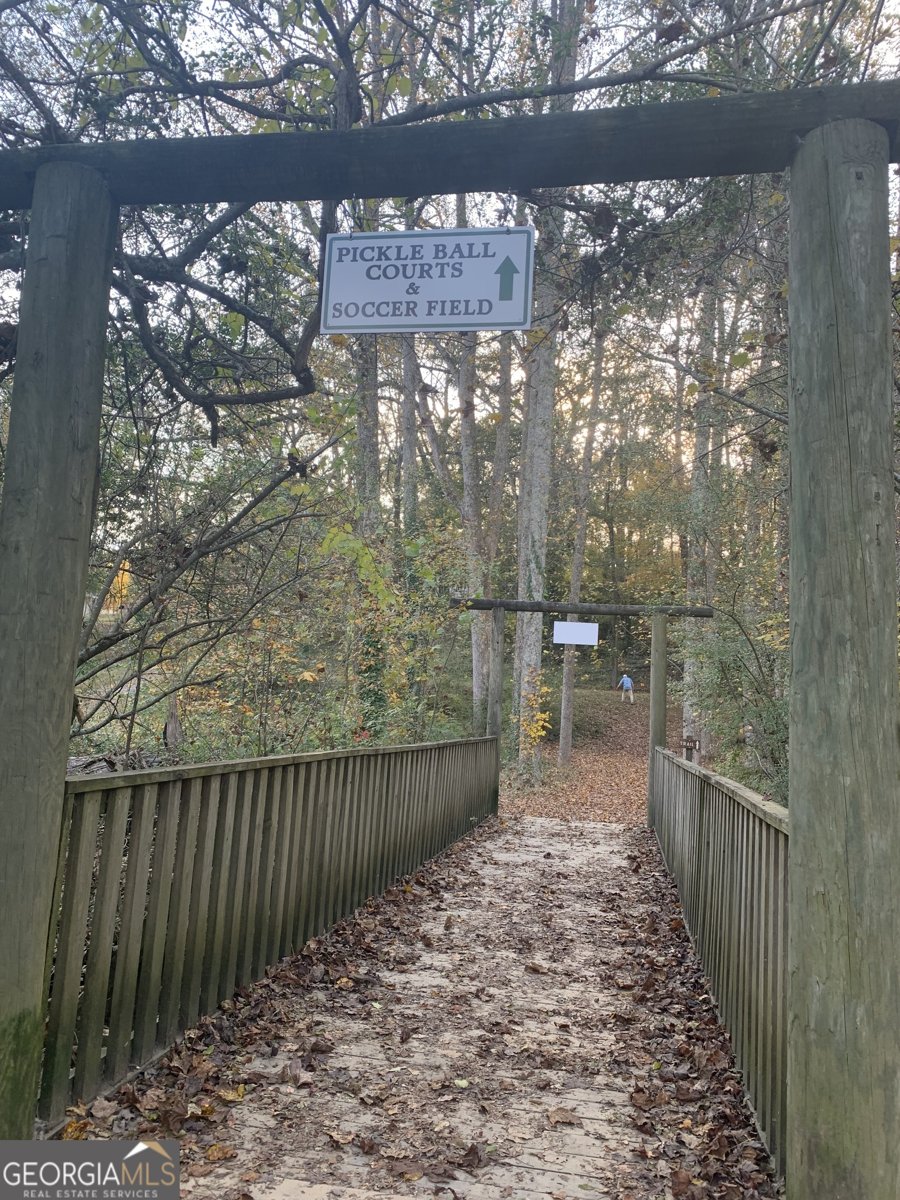 214 Old Clarkesville Mill Road Clarkesville - 22