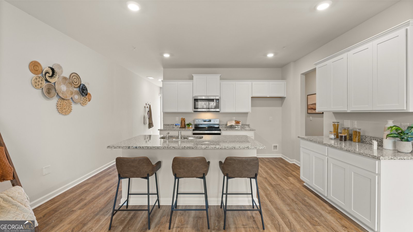 274 Sound Circle Stockbridge - 13