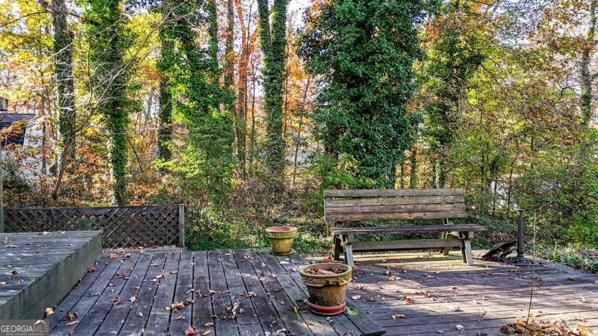 210 Brolley Woods Drive Woodstock - 33