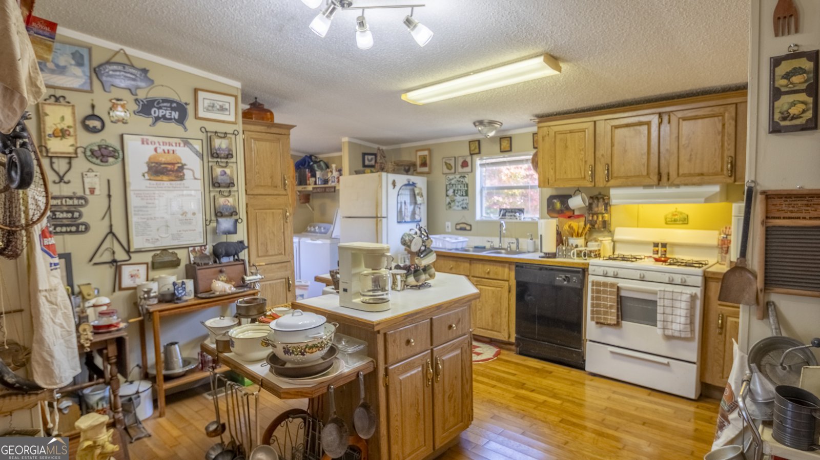 2717 Mount Pilgrim Road Greenville - 23