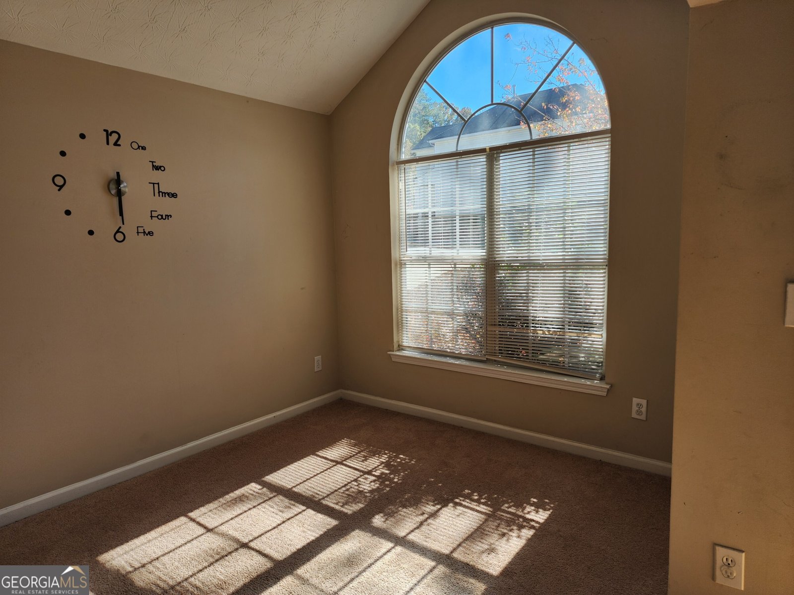 2816 Two Lake Circle College Park - 5