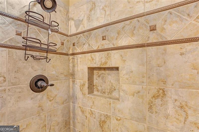 1385 HARRIS Road Lawrenceville - 13