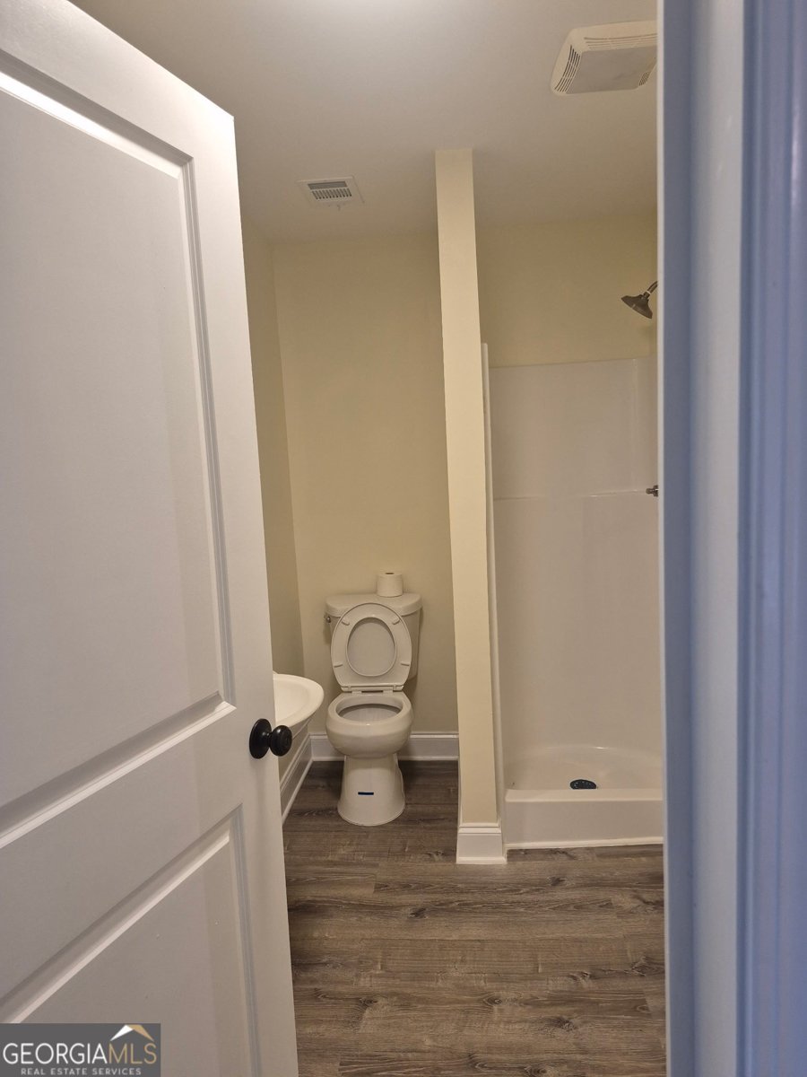 395 Elm Street Commerce - 2