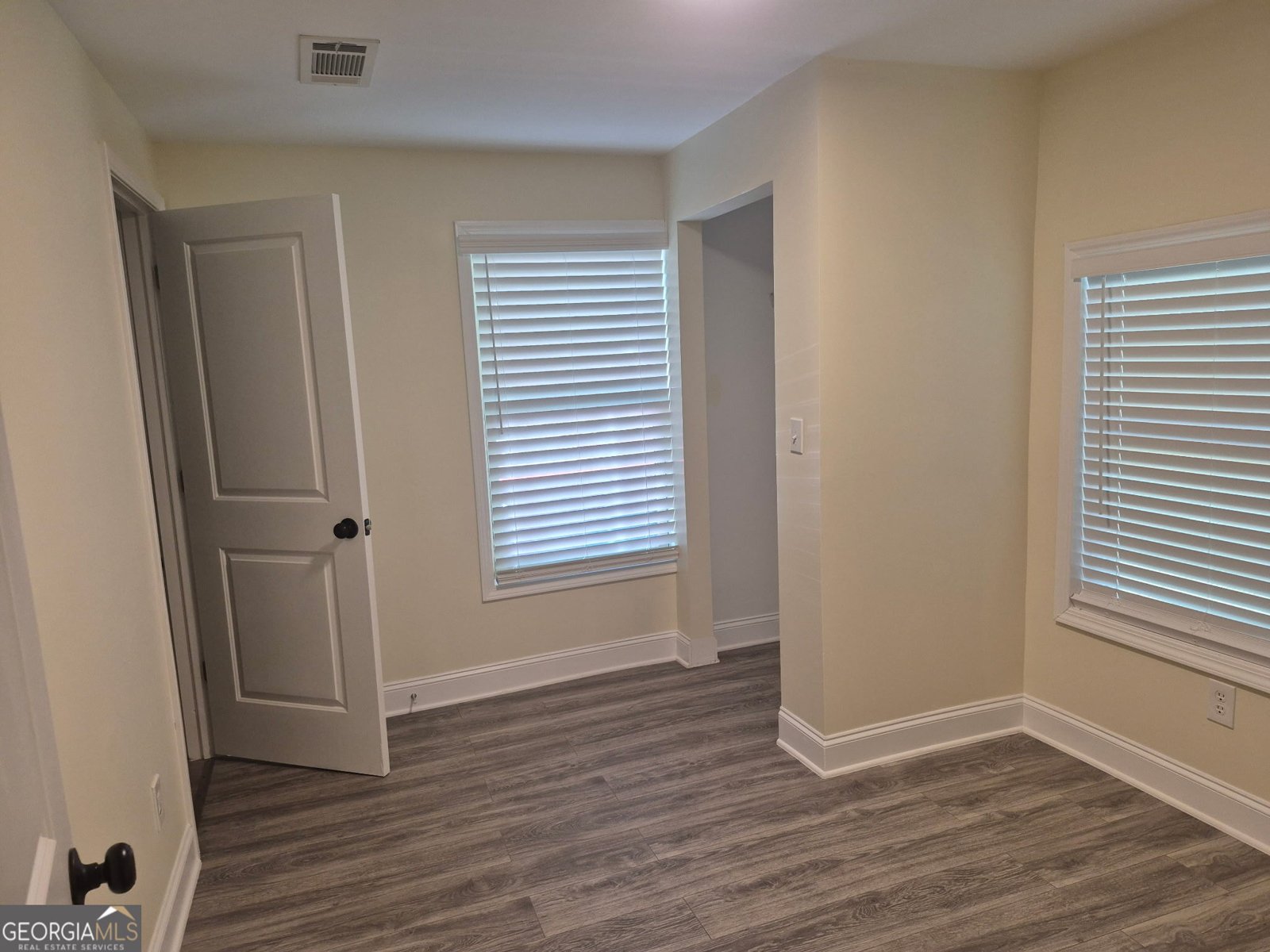 395 Elm Street Commerce - 6