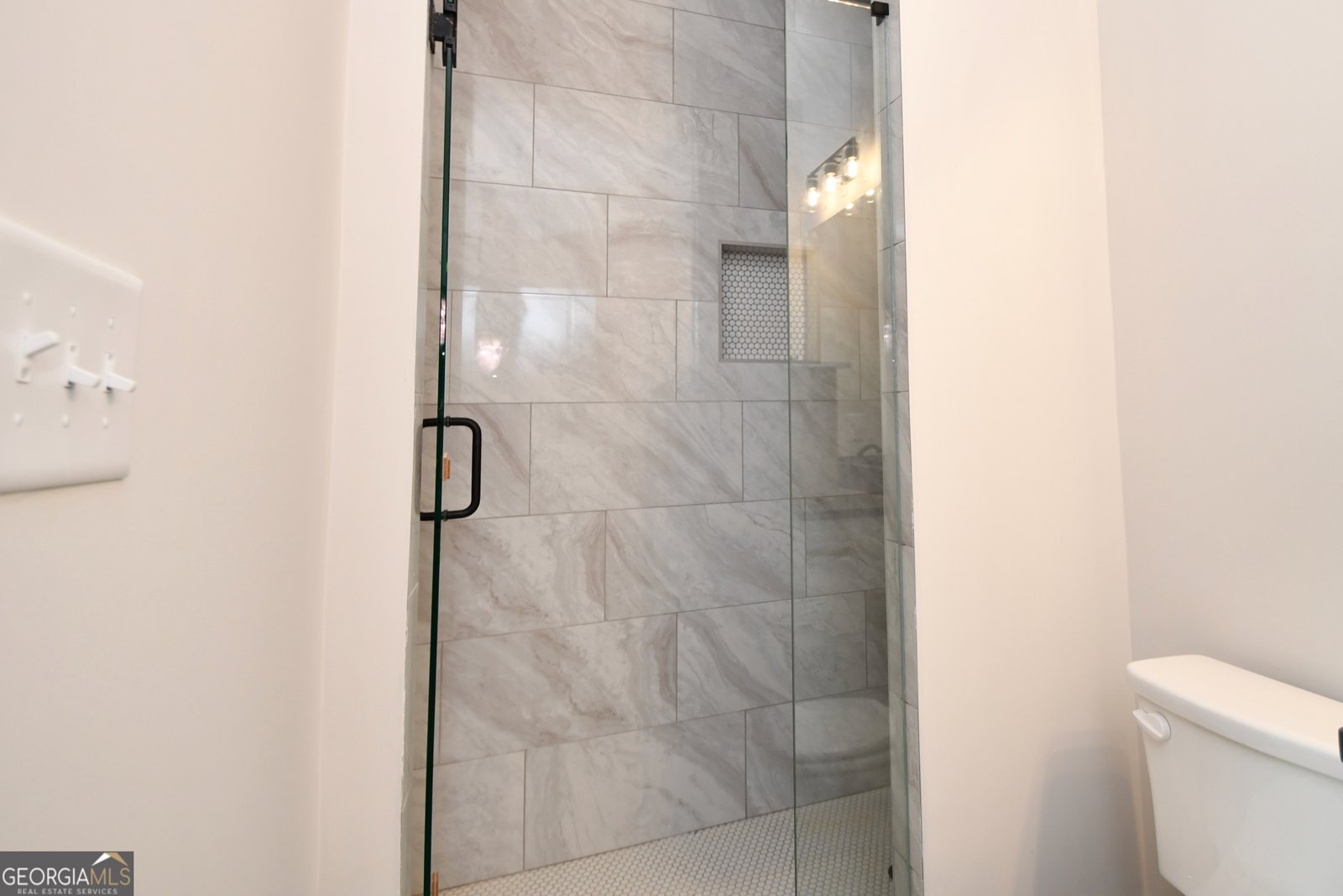 215 Timsbury Athens - Photo 13