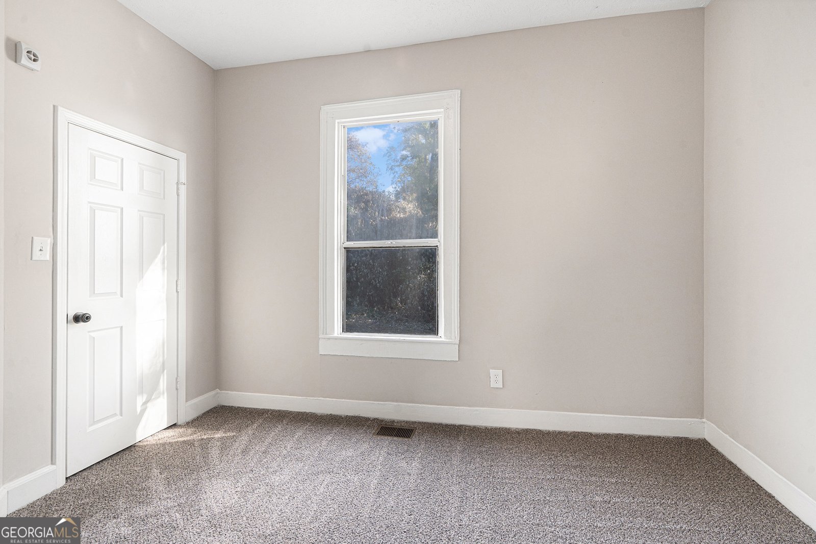 110 Elm Street Griffin - 11