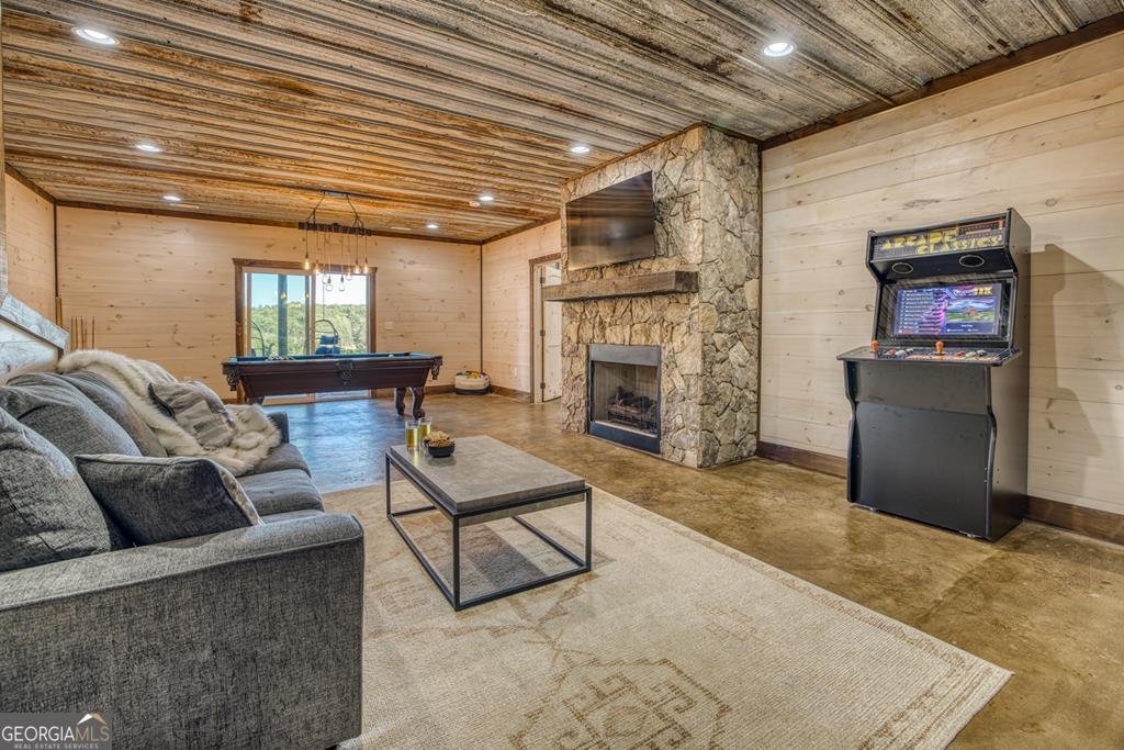 150 Oak Hill Drive Mineral Bluff - 38