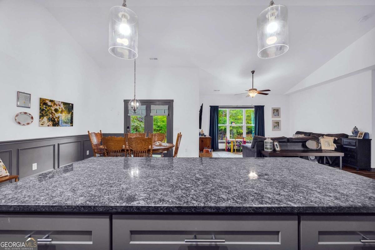 153 Point Circle Hartwell - 24