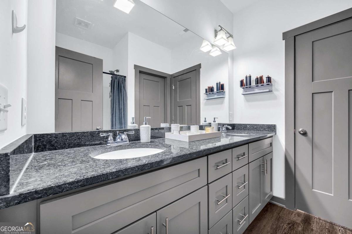 153 Point Circle Hartwell - 35