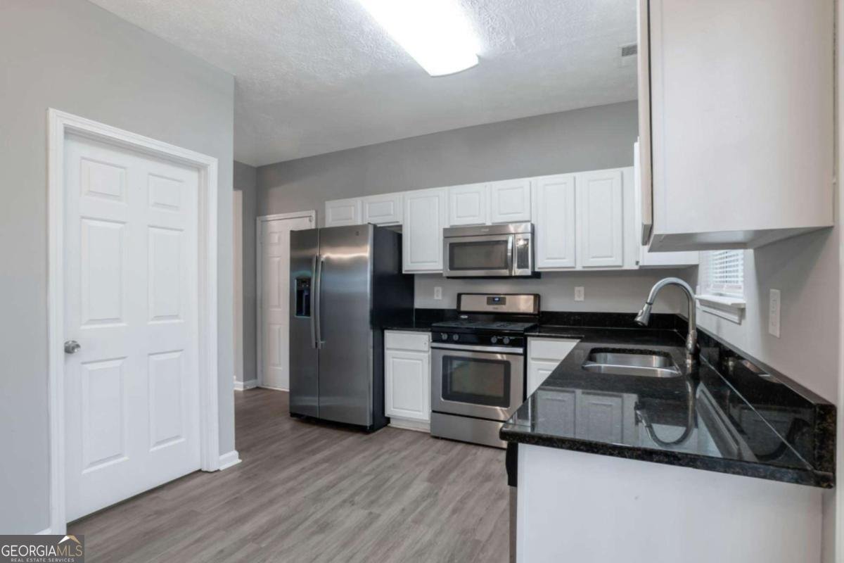 4261 Linecrest Lane Ellenwood - 9