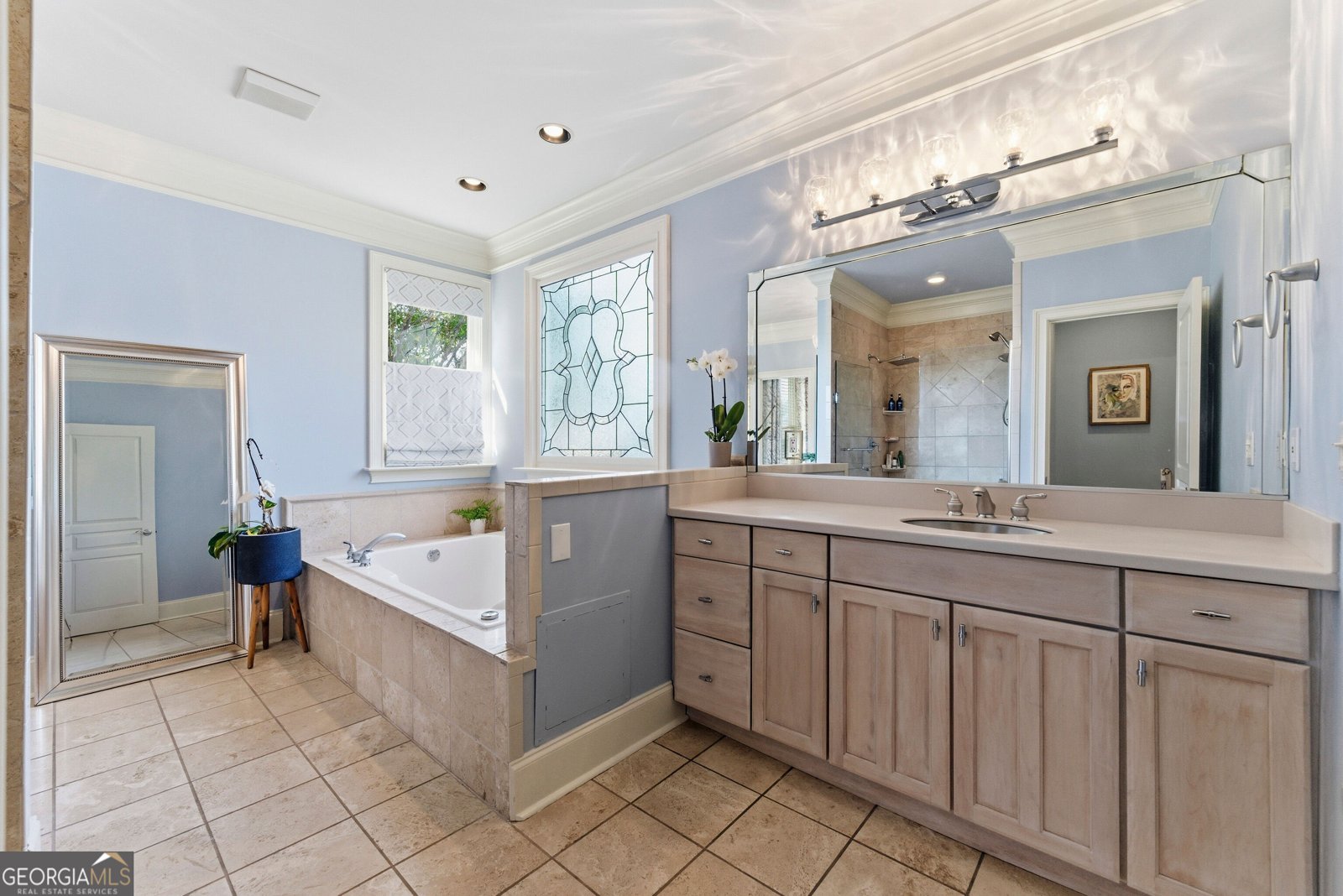 574 EAST Avenue Atlanta - 19