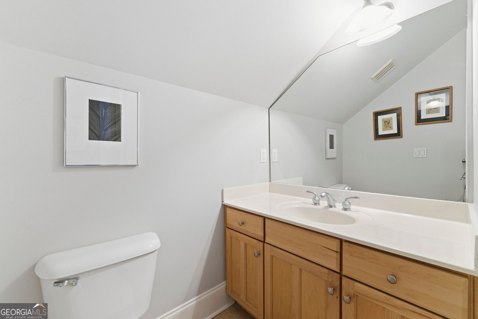 574 EAST Avenue Atlanta - 24