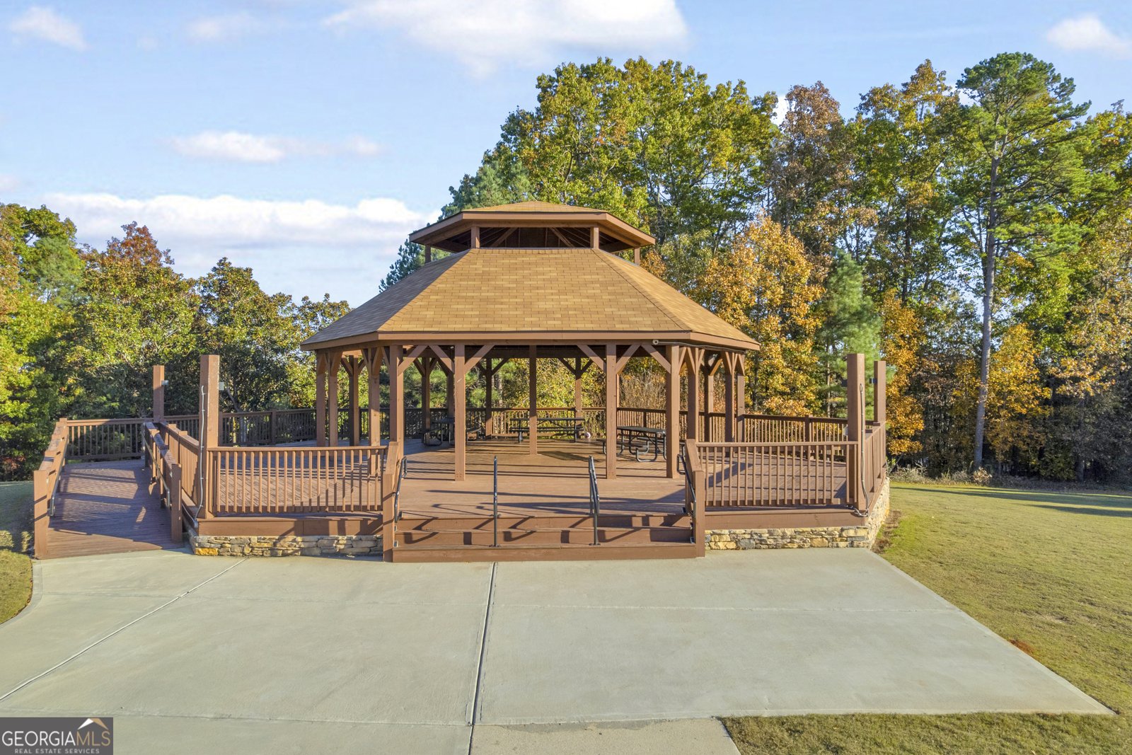 3001 Leatherleaf Trail Douglasville - 86