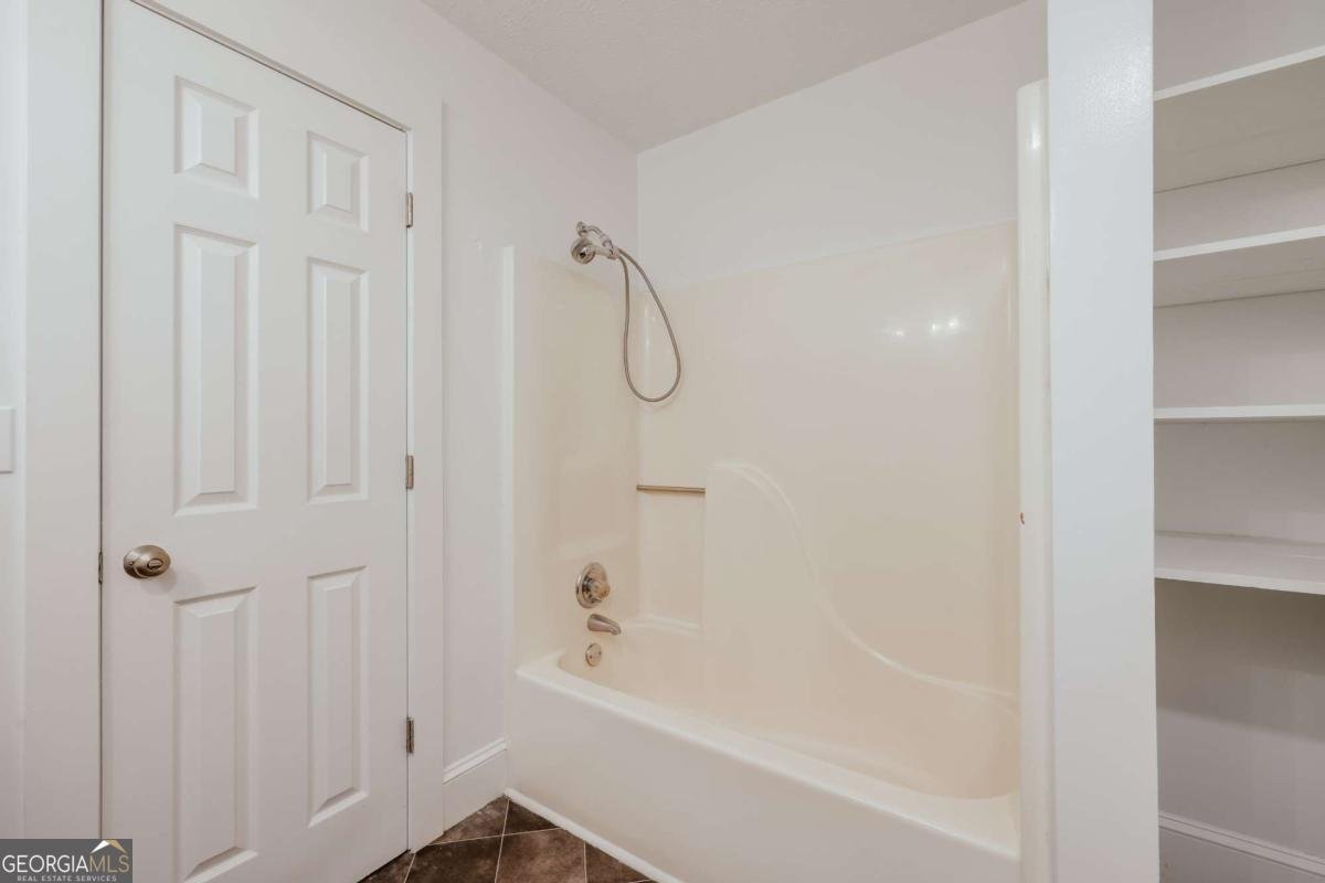 155 Hunters Pointe Drive Athens - 30