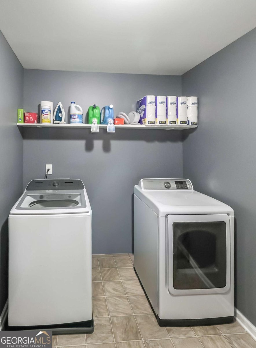 219 Candlewood Drive Carrollton - 45