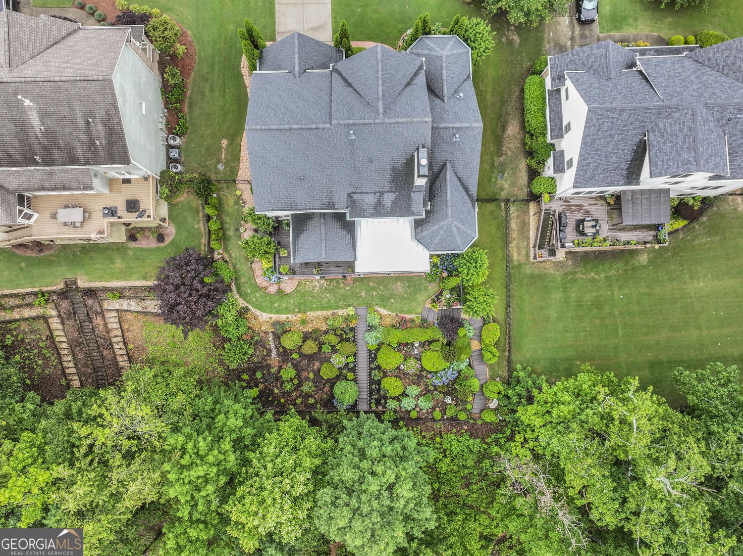 7060 Summit Ridge Chase Cumming - 9