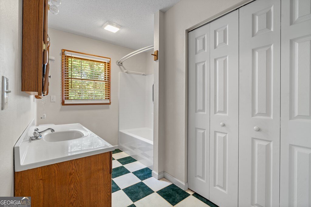 2421 Settlers Ridge Road Hiawassee - 32