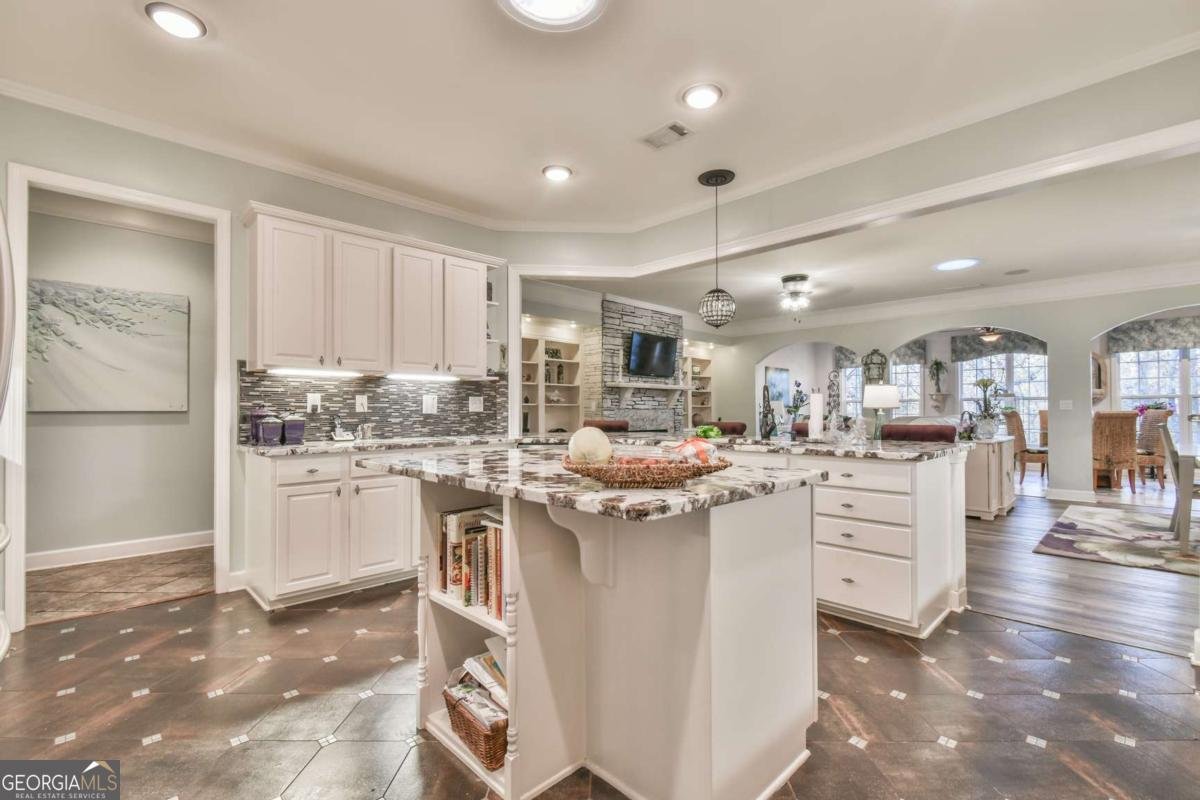 6352 Falling Water Lane Hoschton - 7