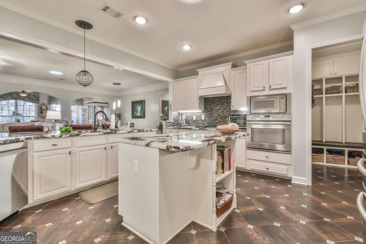 6352 Falling Water Lane Hoschton - 8