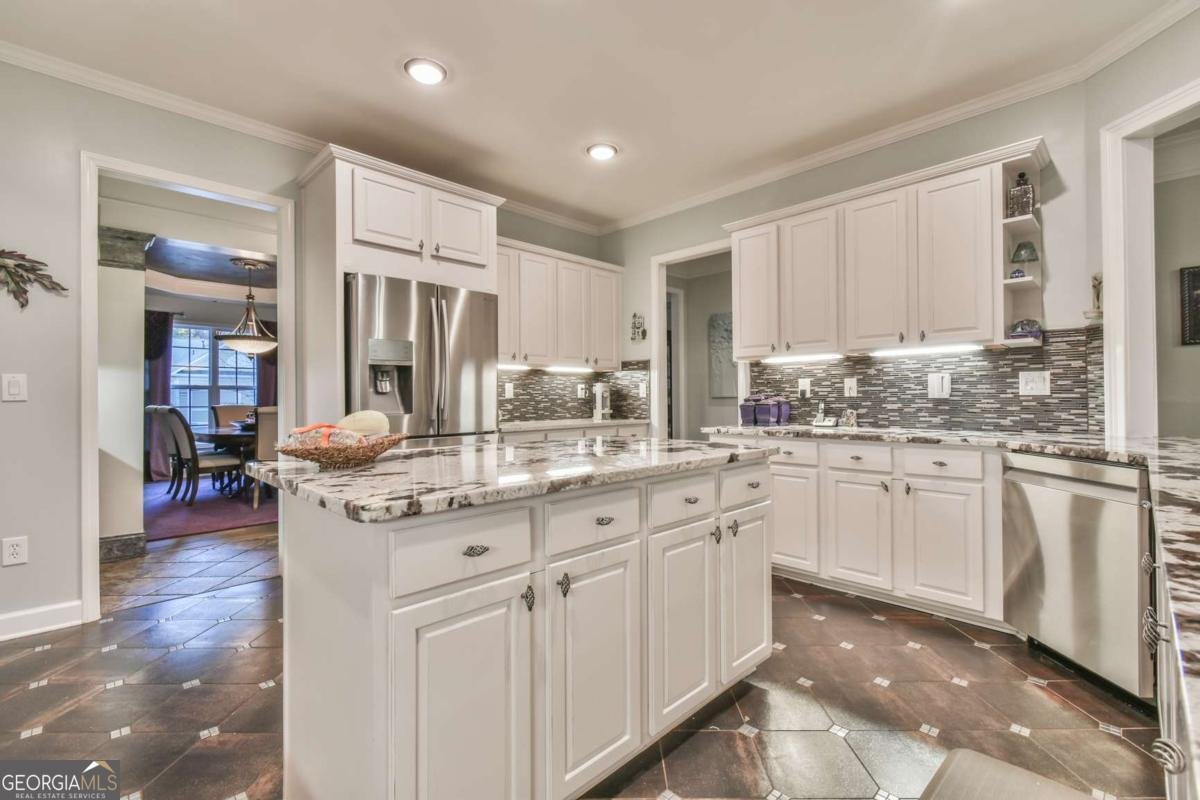 6352 Falling Water Lane Hoschton - 9