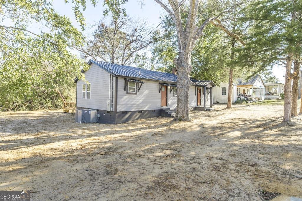 401 Pine Street Dublin - 4