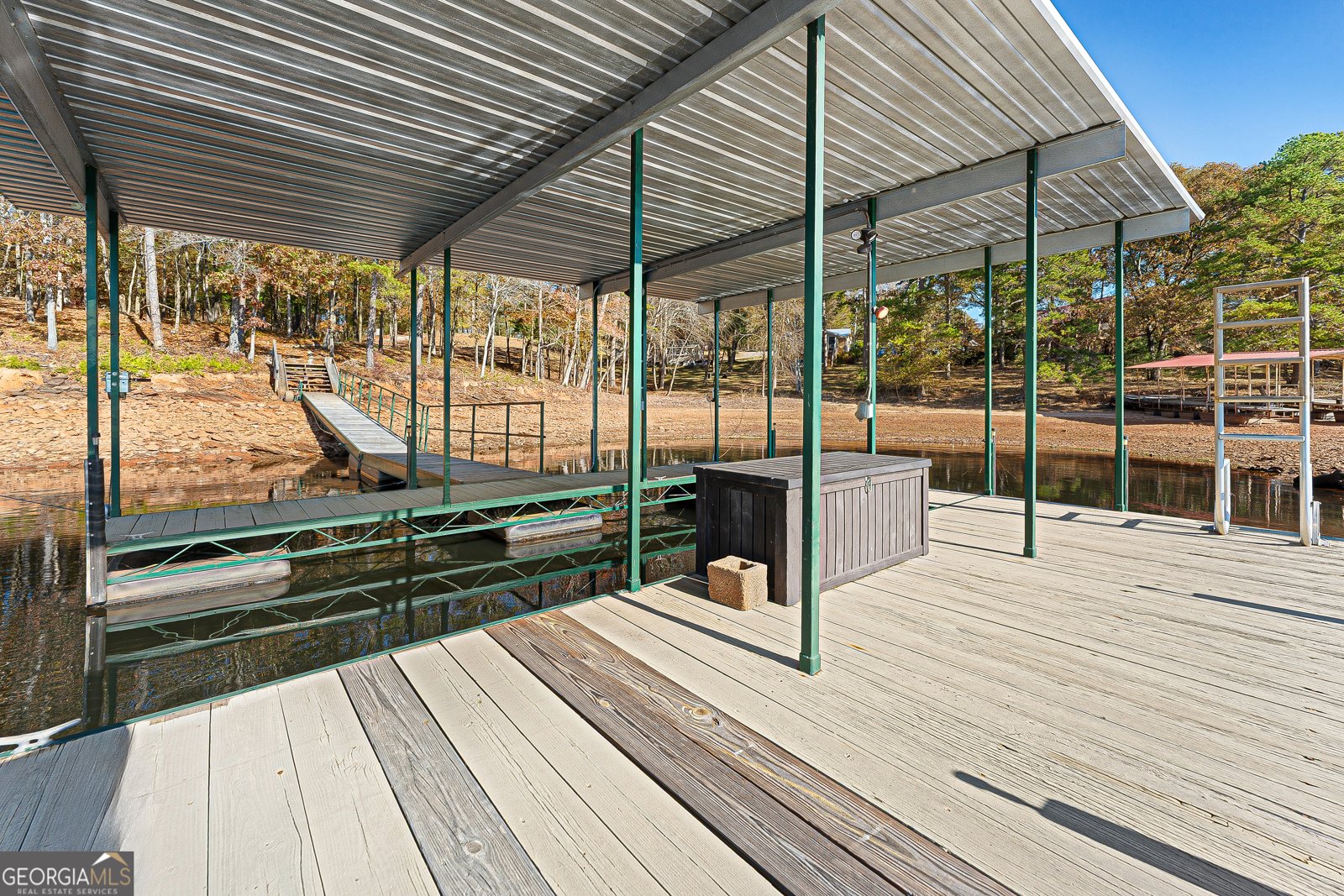 210 Raindrop Circle Hartwell - 15