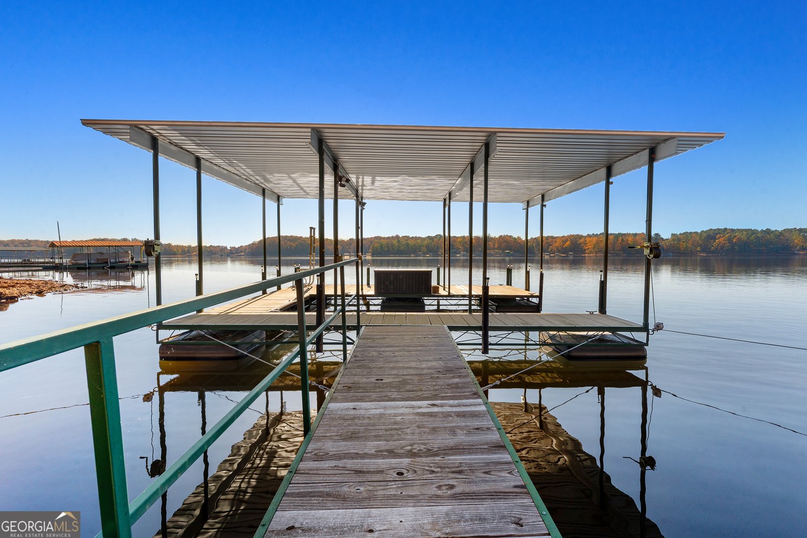 210 Raindrop Circle Hartwell - 2