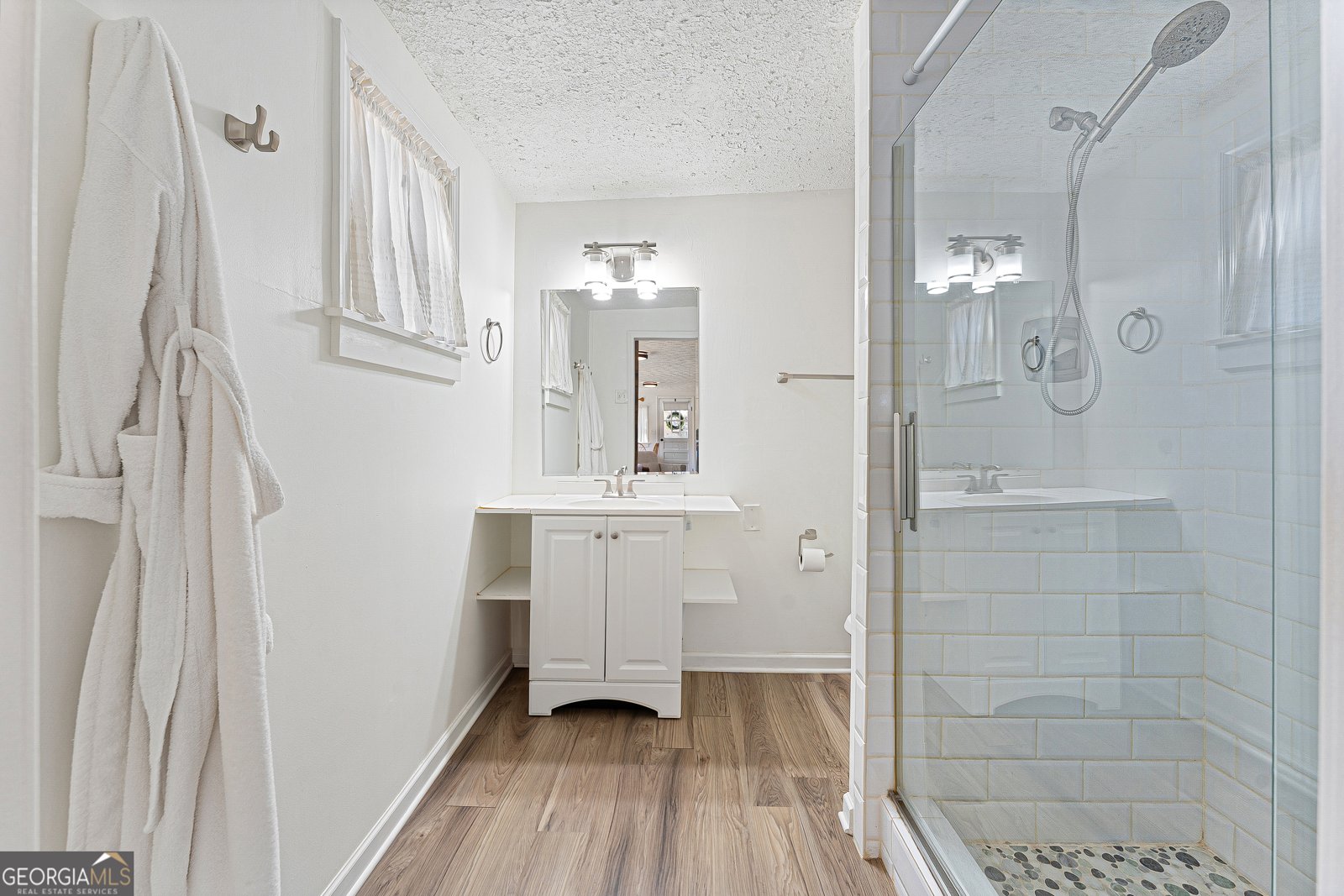 210 Raindrop Circle Hartwell - 31