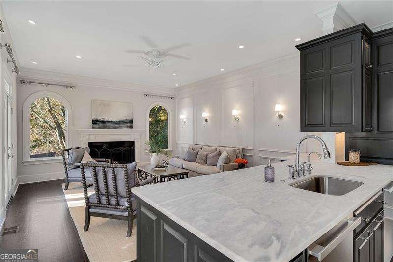 1562 Lenox Road Atlanta - 23