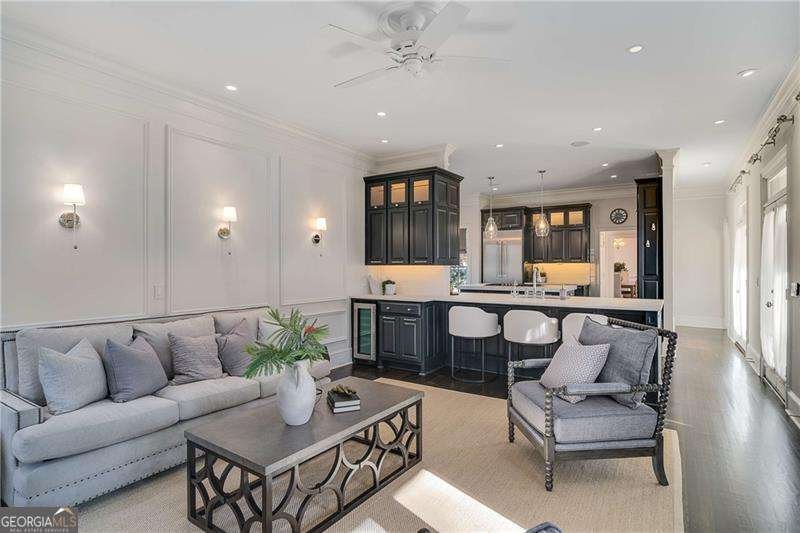 1562 Lenox Road Atlanta - 28