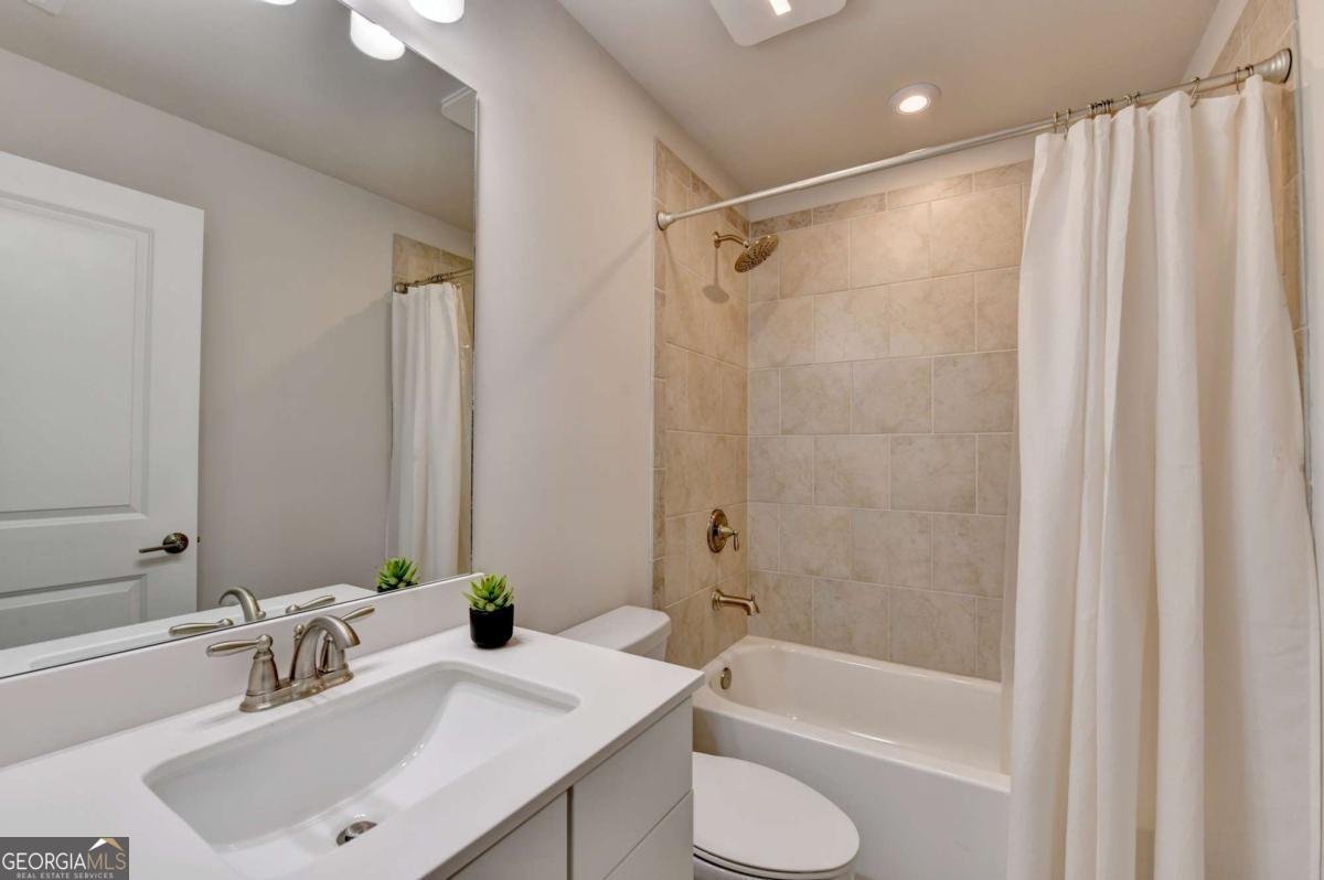 1372 Live Oak Lane Brookhaven - 29