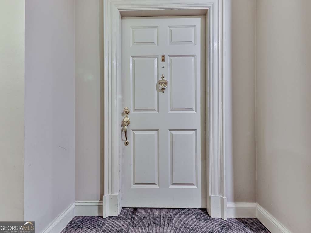 211 COLONIAL HOMES Drive Atlanta - 3