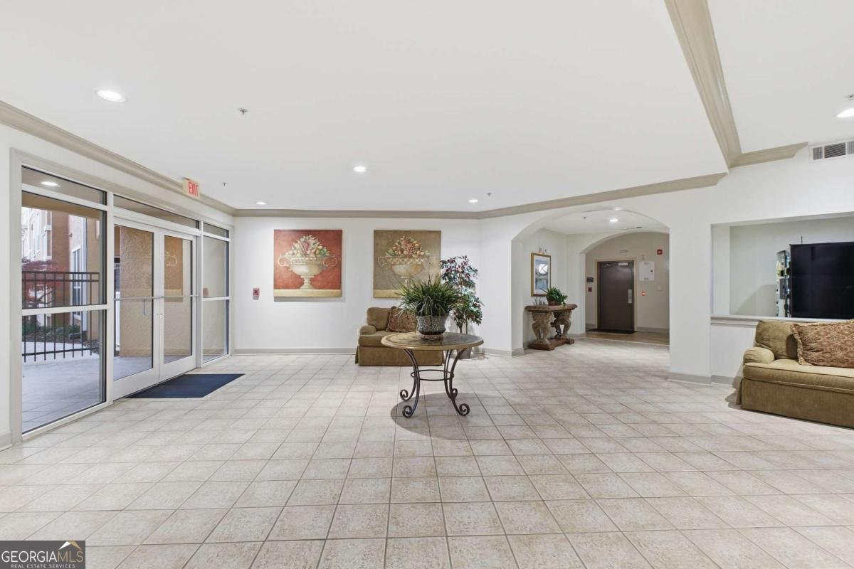 10 Perimeter Summit Boulevard Atlanta - 27