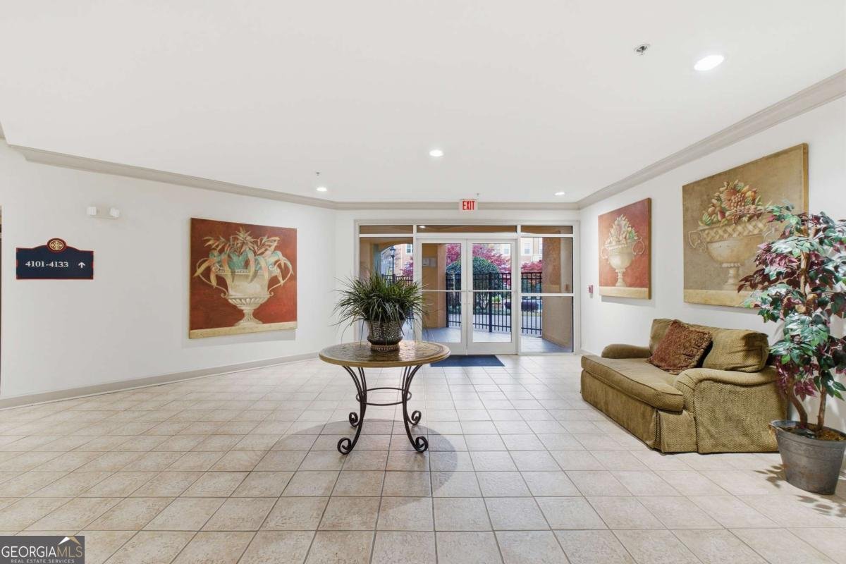 10 Perimeter Summit Boulevard Atlanta - 28