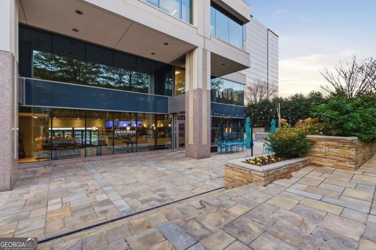 10 Perimeter Summit Boulevard Atlanta - 45