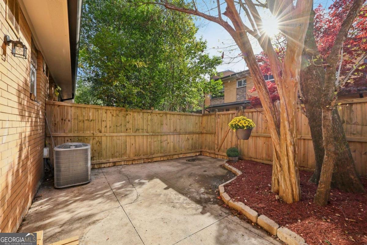 120 Biscayne Drive Atlanta - 21