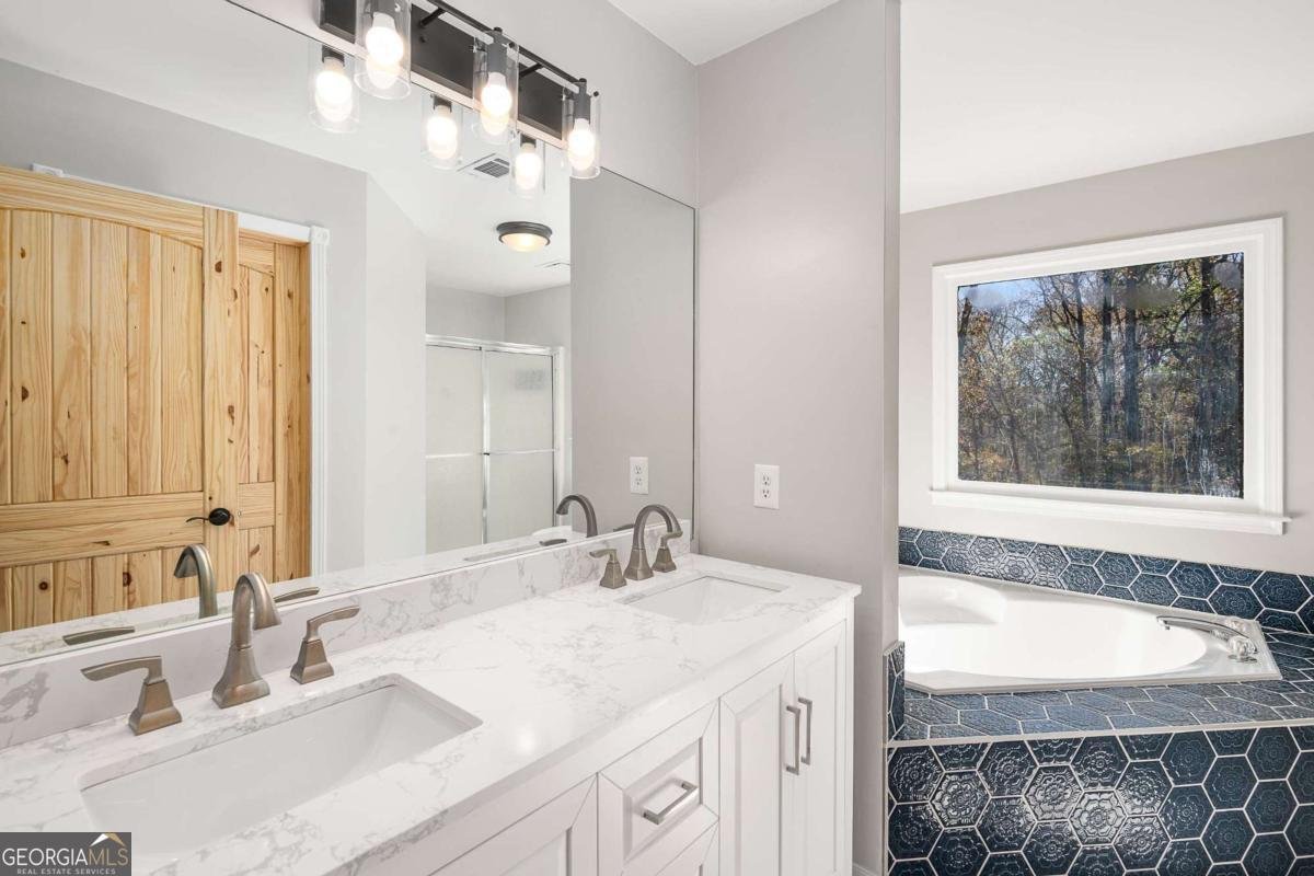 11637 Brown Bridge Road Covington - 28